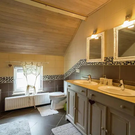 Tasteful Holiday In Vodel E With Sauna Dom wakacyjny Doische