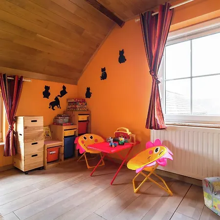 Tasteful Holiday In Vodel E With Sauna 펜션 *